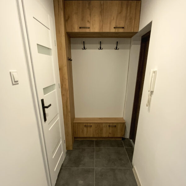 gallery-item
