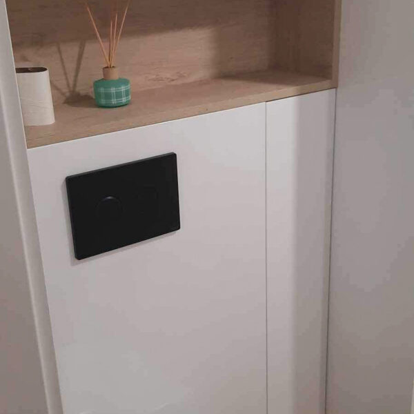 gallery-item