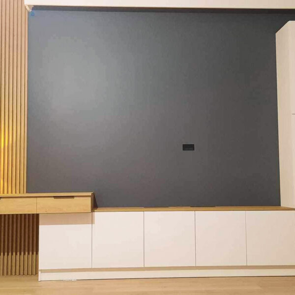 gallery-item