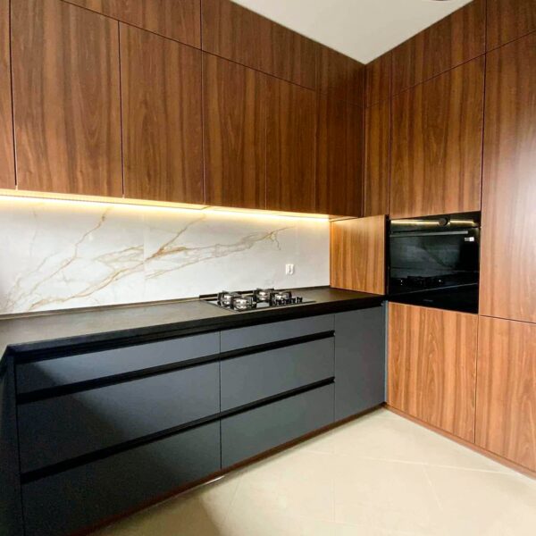 gallery-item
