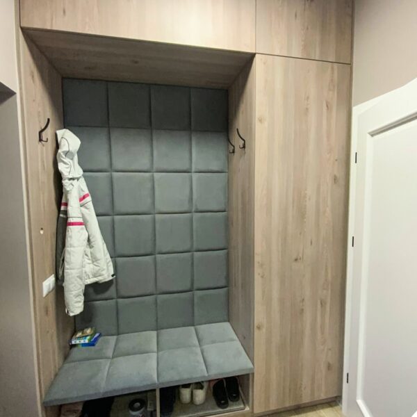 gallery-item