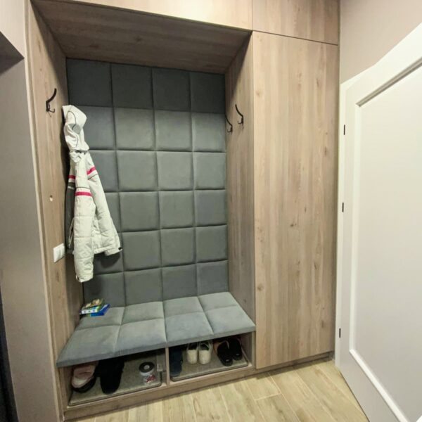 gallery-item