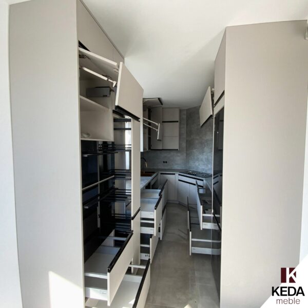 gallery-item